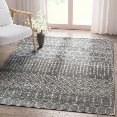 Gray Geometric Moroccan Trellis 5'3" x 7'3" Area Rug