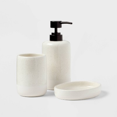 25 Neutral Target Decor Accessories for Your Bathroom