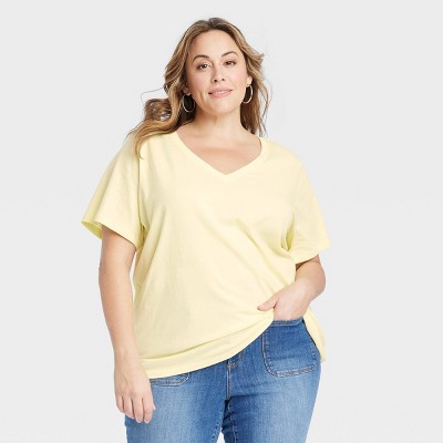 Women's Short Sleeve V-Neck T-Shirt - Ava & Viv™ Yellow 2X