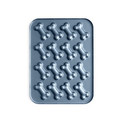 Nordic Ware Puppy Love Treat Pan Blue