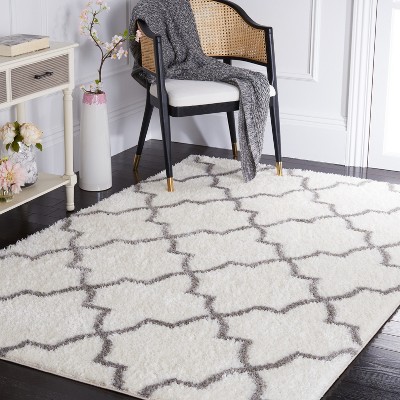 Gray Geometric Hand-Knotted Shag Rug, 5' x 7'