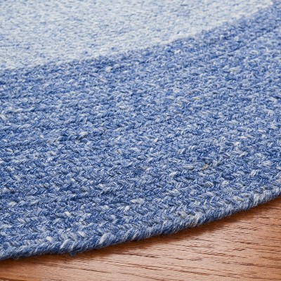 Coastal Charm Handwoven Blue Synthetic 3' Round Braided Rug