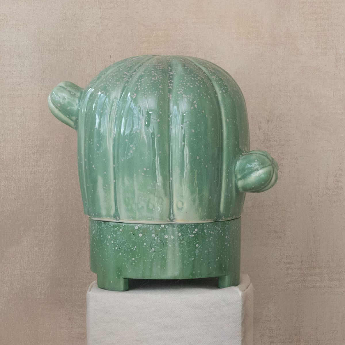 Storied Home Stoneware Cactus Oil Diffuser with Timer, Green - thumbnail 4