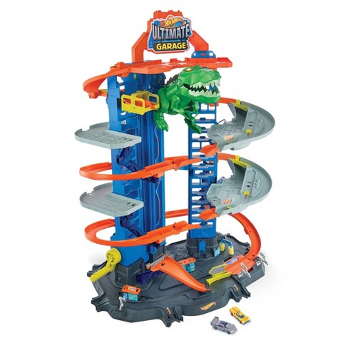 Hot Wheels HW Ultimate Garage Playset with 2 Toy Cars, Stores 100+ 1:64  Scale Vehicles 