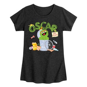 Girls' - Sesame Street - Oscar Fitted Short Sleeve Graphic T-Shirt - 1 of 4