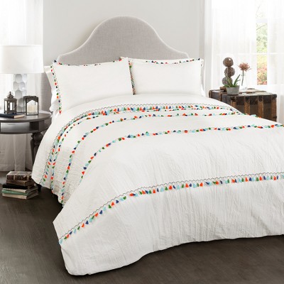 white bedspread queen target