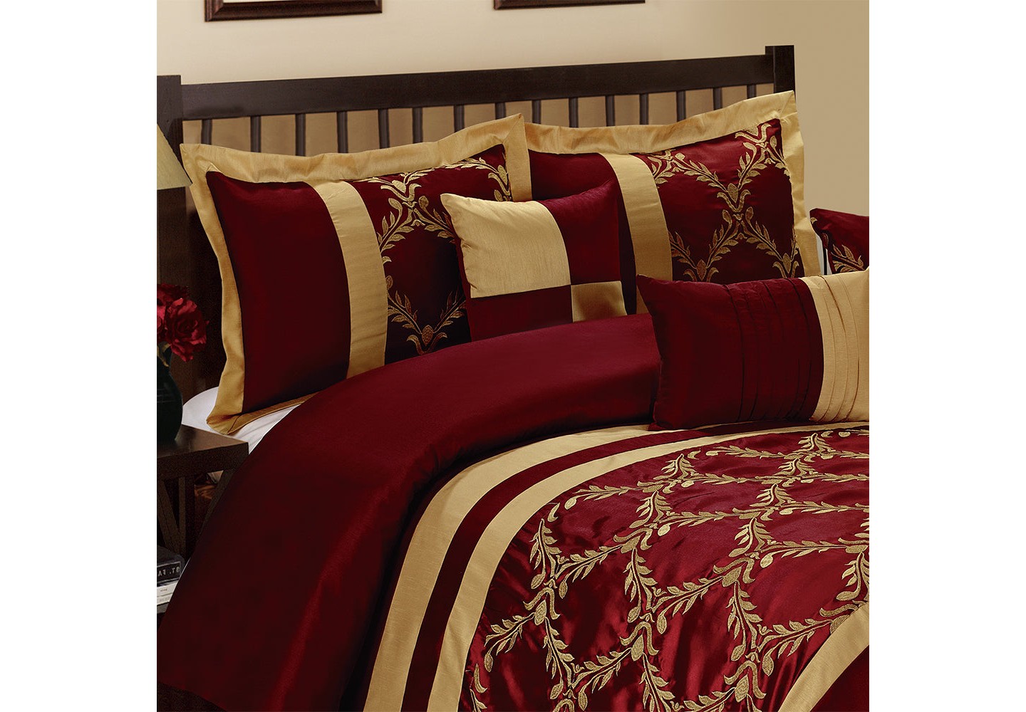 Постельное бельё HIG 7 Piece Bed in A Bag Comforter Set Queen Burgundy and Gold Faux Silk Fabric Embroidered Bedding Set, цвет: Бордовый — фото 2