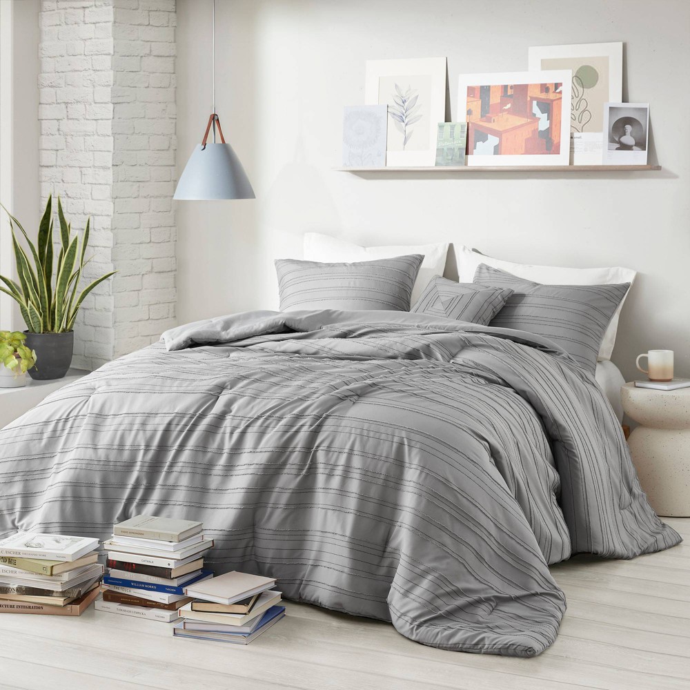 Photos - Bed Linen Full/Queen Hayes Cationic Dyed Clip Jacquard Comforter Set with Throw Pillow Gray - Intelligent Design