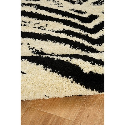 Ivory and Black 5' x 7' Geometric Shag Area Rug