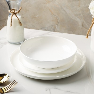 Gabrielle White Porcelain Formal Dinnerware Set, Service for 8