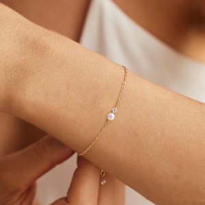 Turandoss Gold Pearl Bracelets for Women Girls - 18K Gold Plated Freshwater Pearl Beaded Bracelet, Dainty Link Bracelets, Christmas Gifts, 6+2In - 1 of 4