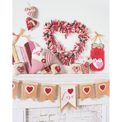 Gallerie II Cottage Heart Love Garland Valentine Day Romance