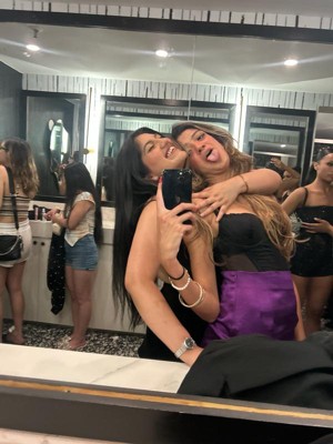 Guest review image 1 of 3, zoom in