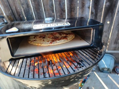 Make Your Own Pizza on The Grill! 🍕 - Cuisinart Grill Top Pizza Oven  Review 