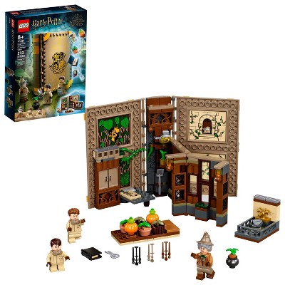 LEGO Harry Potter Hogwarts Moment: Herbology Class; LEGO Brick Book Playset 76384