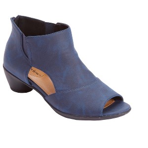 Comfortview Women's The Ophelia Shootie (Wide Widths Available) - 1 of 4