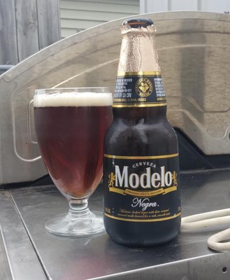 Comprar 6 Pack Cerveza Negra Modelo Vidrio - 335ml