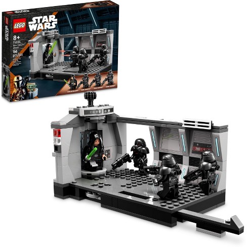 Lego Star Dark Trooper Mandalorian Set With Luke Skywalker 75324 : Target
