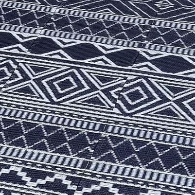 black blue/white