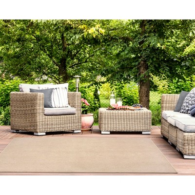 Sand Braided Synthetic 42" Reversible Indoor/Outdoor Rug