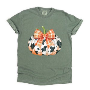 Simply Sage Market Cow Pumpkin Coquette Distressed Garment Dyed Tee - 1 of 4