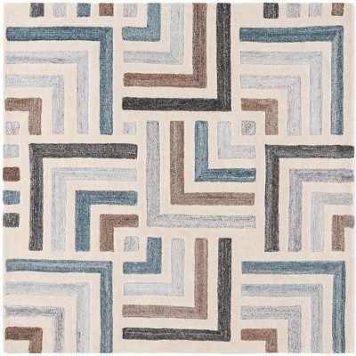 Fifth Avenue FTV601 Handmade Tufted Rug - Safavieh