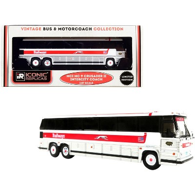 1980 MCI MC-9 Crusader II Intercity Coach Bus "Trailways" White & Silver w/Red Stripe 1/87 (HO) Diecast Model by Iconic Replicas