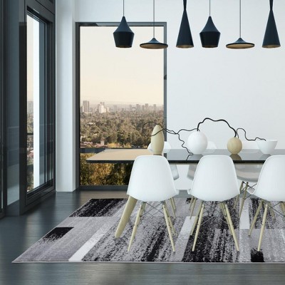 Gray Geometric 5' x 7' Stain-Resistant Synthetic Area Rug