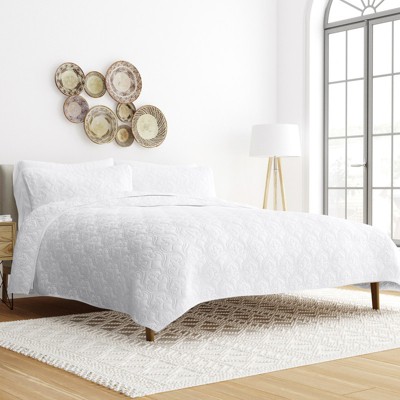 Quilted Coverlet and Shams Set Damask Square Herringbone Pattern - Becky Cameron