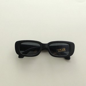 MyKids-Usa Kids Candy Color Square Frame Fashion Sunglasses - 1 of 4