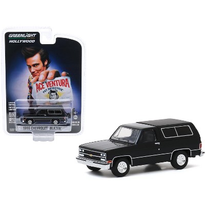 1989 Chevrolet Blazer Black "Ace Ventura: Pet Detective" (1994) Movie "Hollywood Series" Release 28 1/64 Diecast Model Car by Greenlight