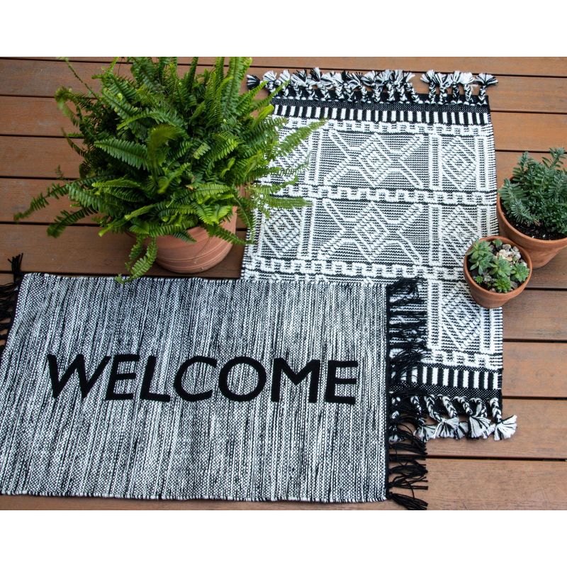 Hand Woven Outdoor Safe Polyester Entry Rug with Hand Tied Fringe - Foreside Home & Garden, 5 of 7