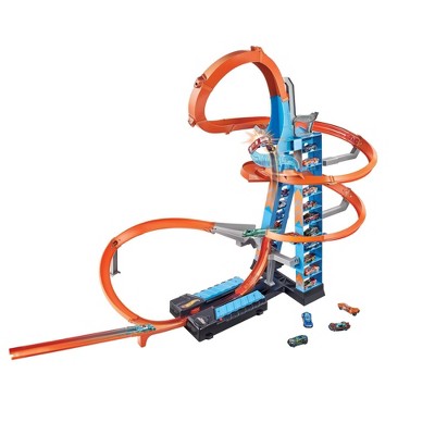 hot wheels corkscrew crash batteries