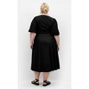 Women's Plus Size Dahlia Dress - black | CITY CHIC - 2 of 4