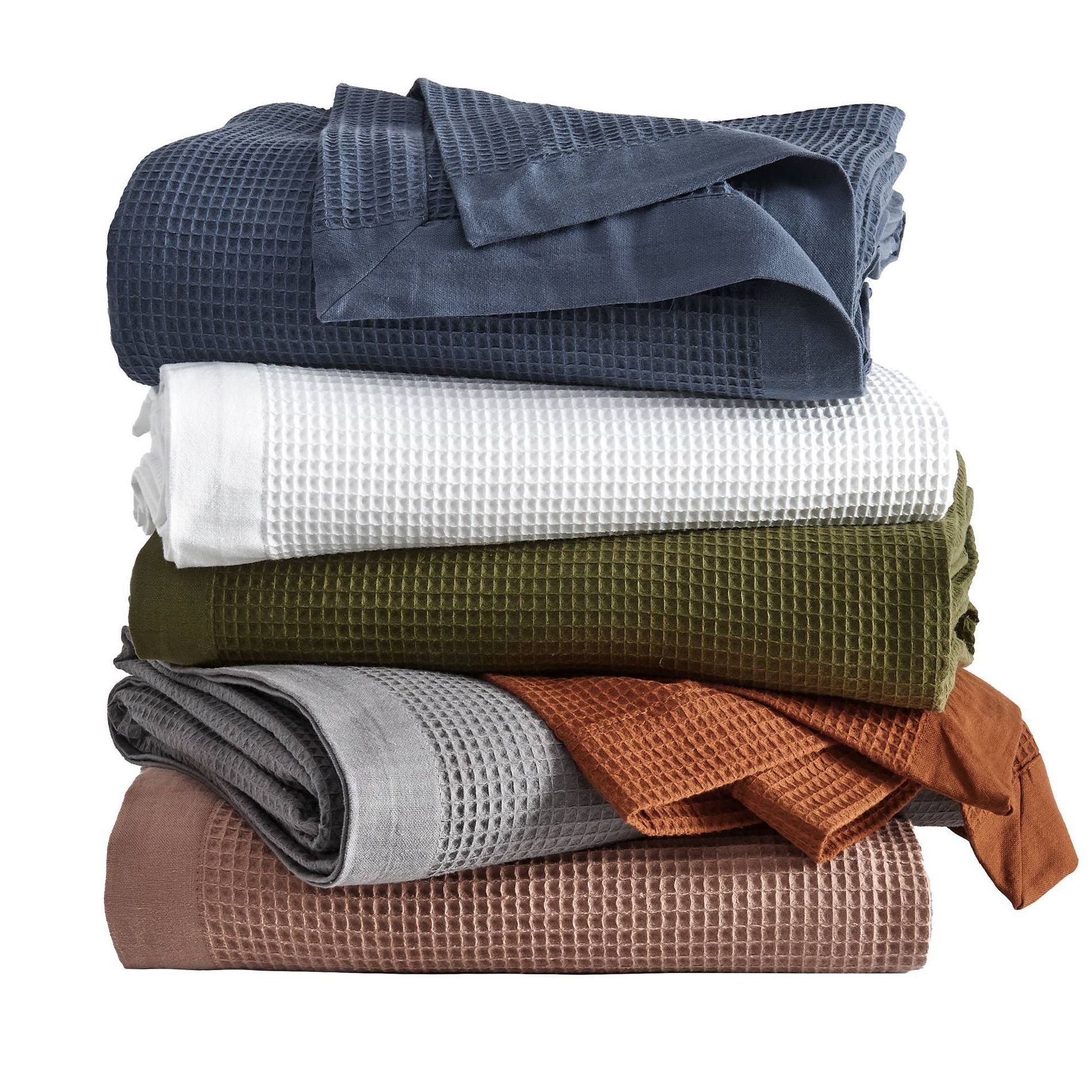 Full/Queen 100% Cotton 200GSM Solid Waffle Blanket White - Isla Jade: Machine Washable, Stain-Resistant, No Fill