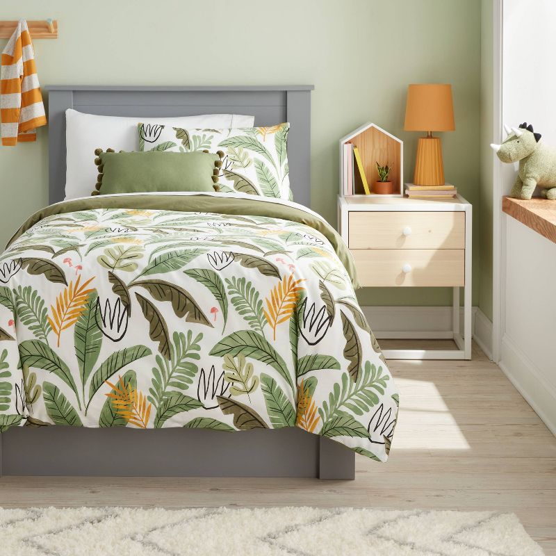Botanical Print Kids' Duvet Cover Green - Pillowfort™, 2 of 8