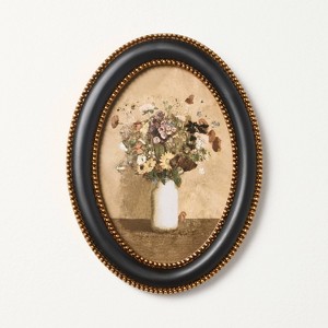 Arte de pared floral enmarcado ovalado negro y latón - Hearth & Hand™ with Magnolia