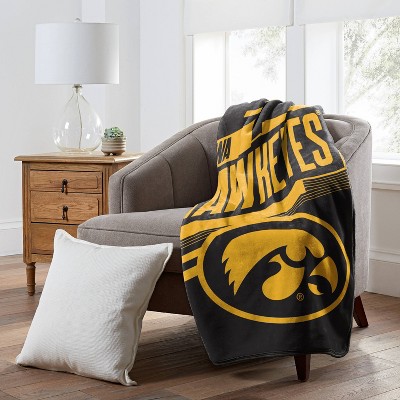 NCAA Iowa Hawkeyes Movement Silk Touch 46&#34;x60&#34; Throw Blanket_2