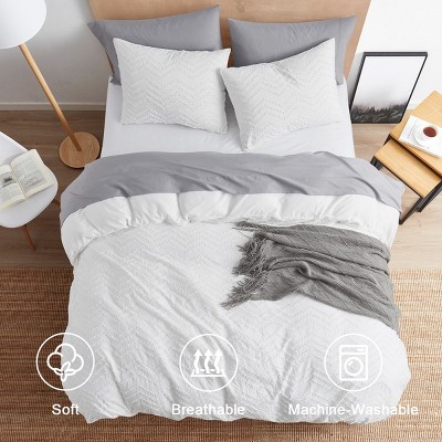 King Size White Chevron Pintuck Microfiber Duvet Cover Set