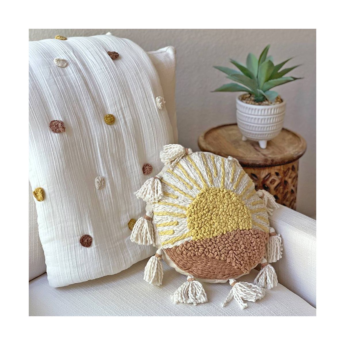 Crane Baby Embroidered Round Throw Pillow - Sunshine - thumbnail 6