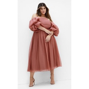 Women's Plus Size Taliyah Dress - rose quartz | CITY CHIC - 1 of 4