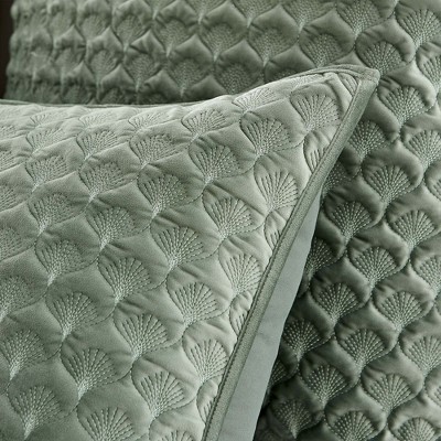 - Merano Quilt - King - Quilted Velvet - Seafoam Green - Quilt Size 106x92in. - Polyester Velvet