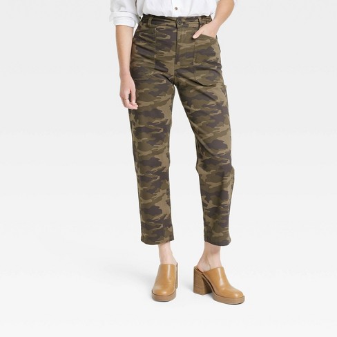 Universal thread deals camo jeans