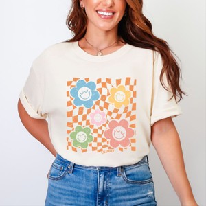 Simply Sage Market S.W.Smiley Checkered Flowers And Smiley Garment Dyed Tee - 1 of 4