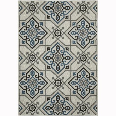 Oriental Weavers Torrey 004Y1 Light Grey/ Blue Indoor/Outdoor Area Rug - 1'10" x 7'3"