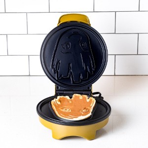 Uncanny Brands Marvel Groot Waffle Maker - 1 of 4