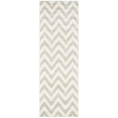 Amherst AMT419 Power Loomed Indoor Rug -Safavieh