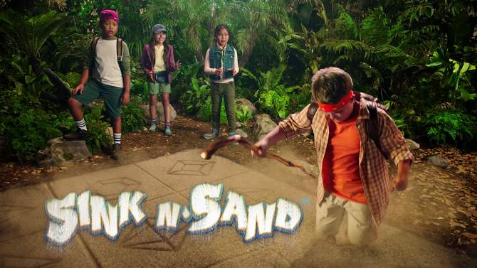 Sink N&#39; Sand Game with Kinetic Sand, 2 of 19, play video