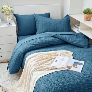 Bed in a Bag 7 Pieces Comforter Set for All Season - 1 of 4