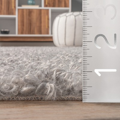 Easy-Care Reversible Light Grey Faux Sheepskin Shag Rug 3' x 5'